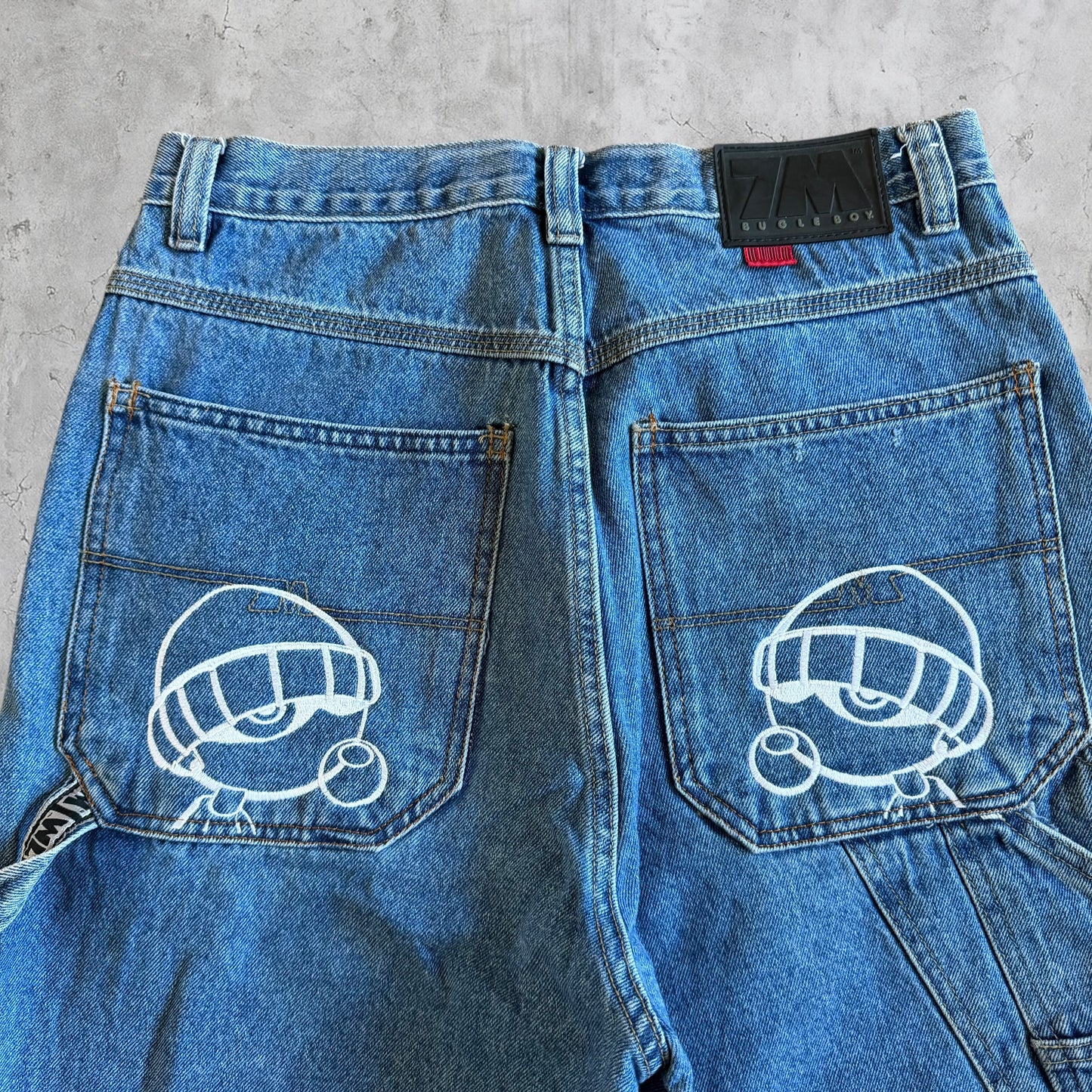 (31) Xbox kid baggy jorts