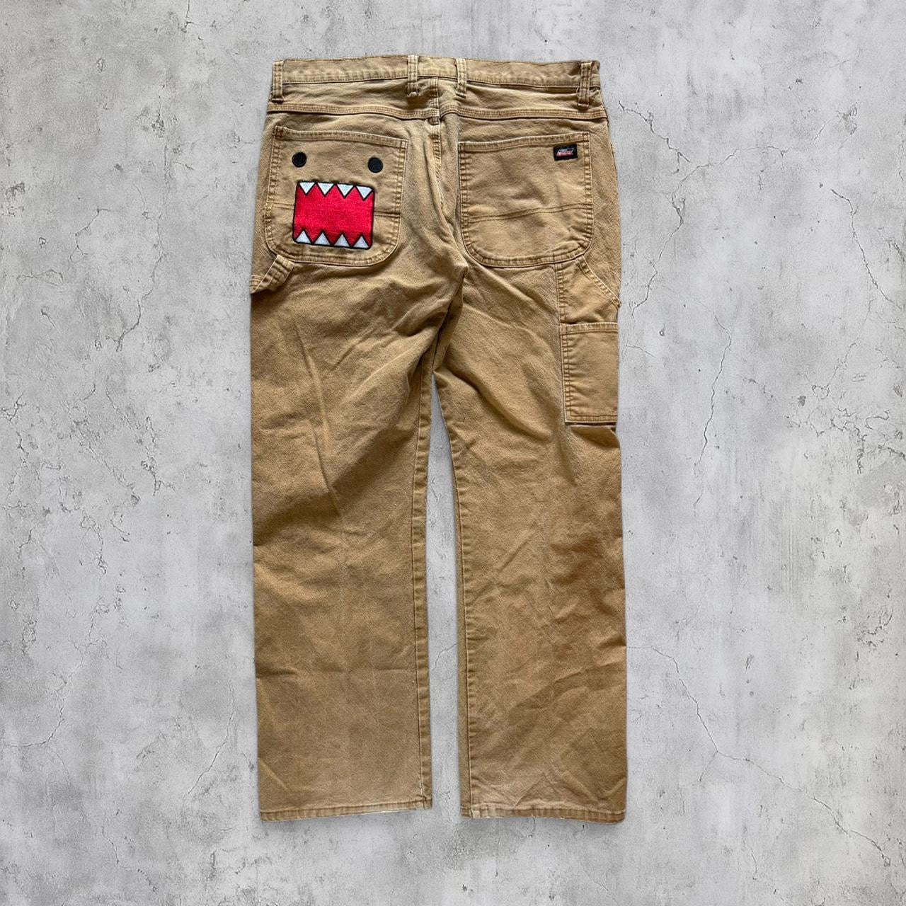 (34) Domo embroidered jeans