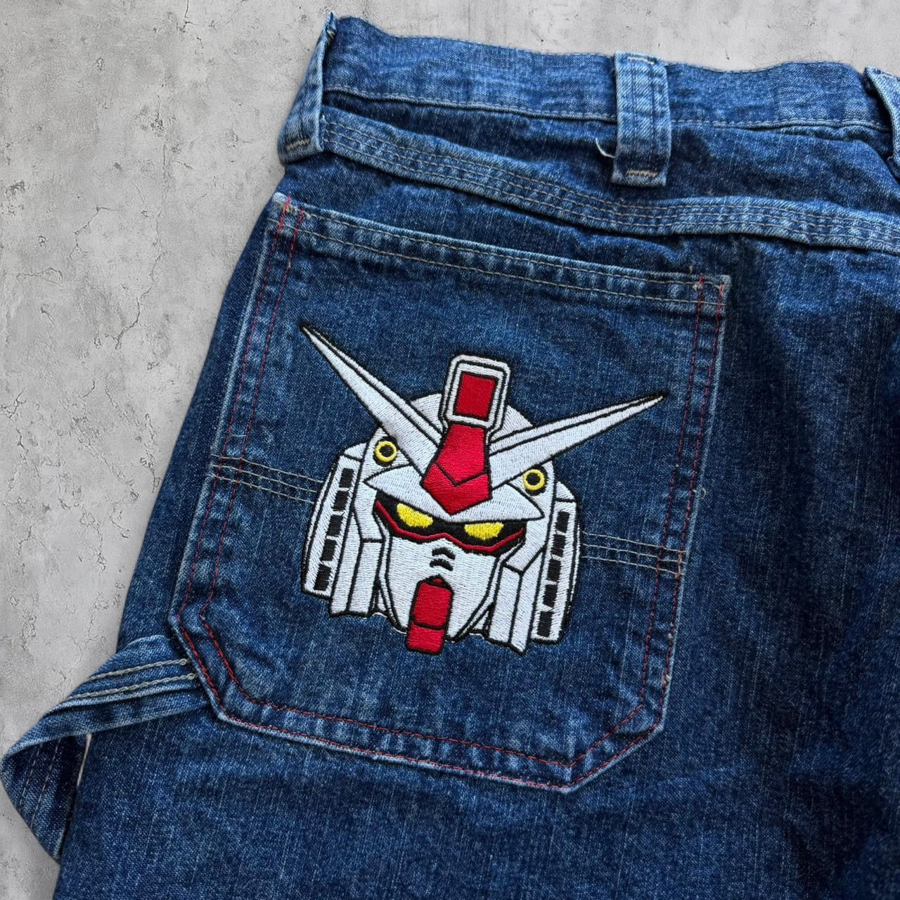 (36) embroidered Gundam jorts