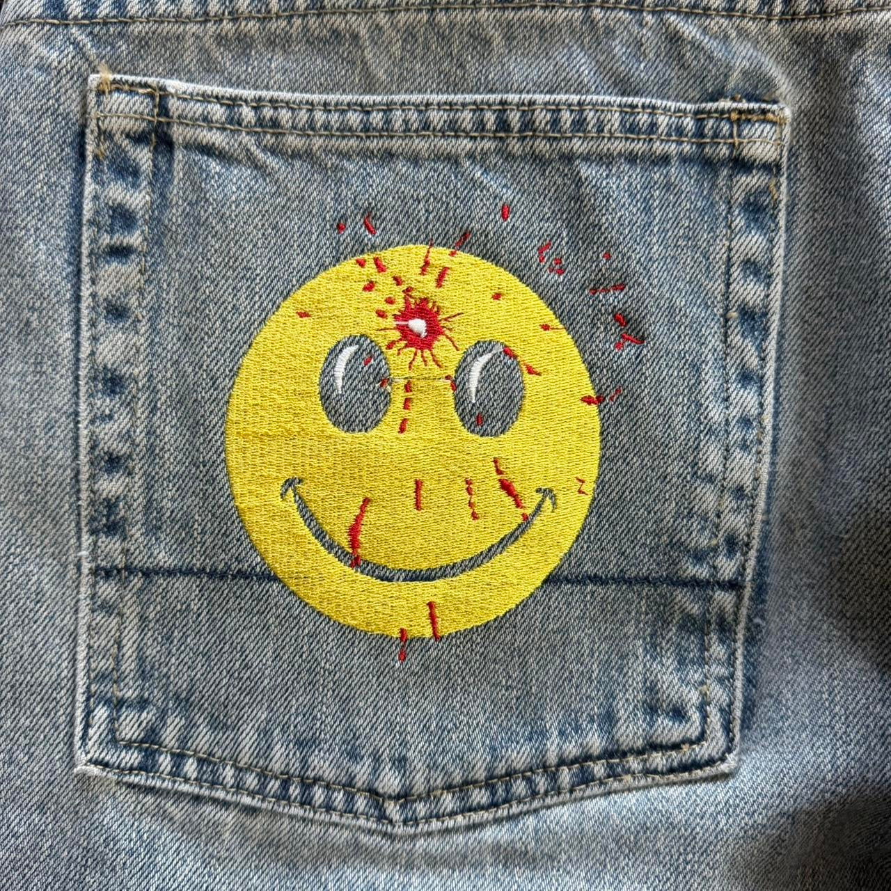 (36X30) Smiley shot baggy jeans