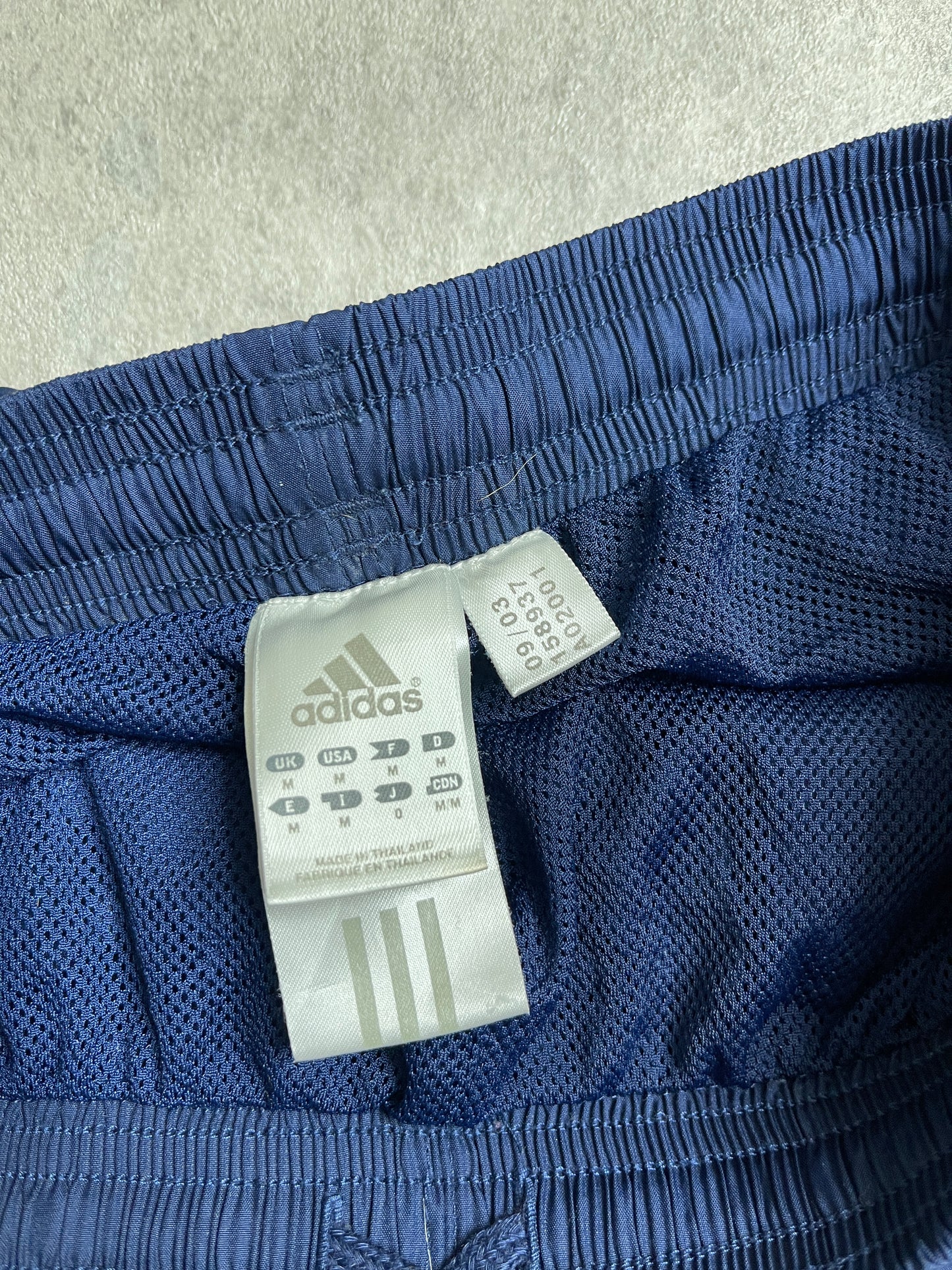 (M) 2000s ADIDAS TRACK PANTS