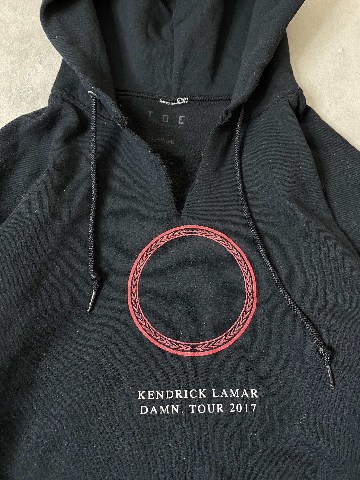 (L) 2017 KENDICK LAMAR HOODIE