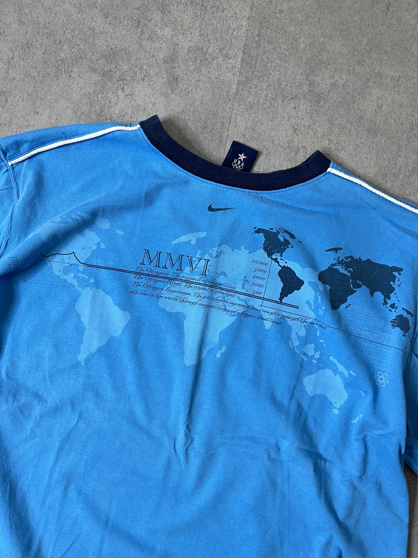 (XL) 2000s NIKE OLYMPIC SHIRT