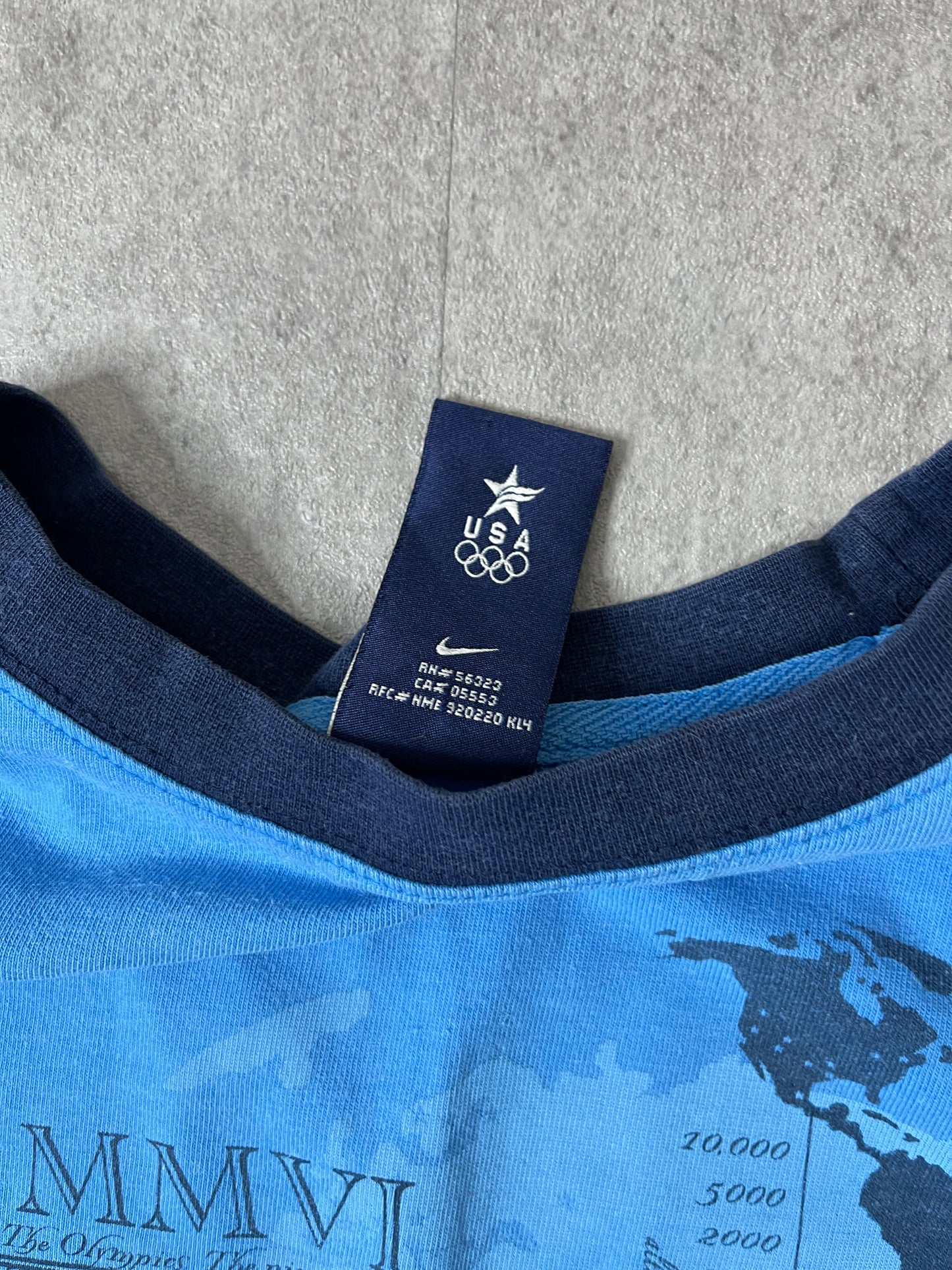 (XL) 2000s NIKE OLYMPIC SHIRT