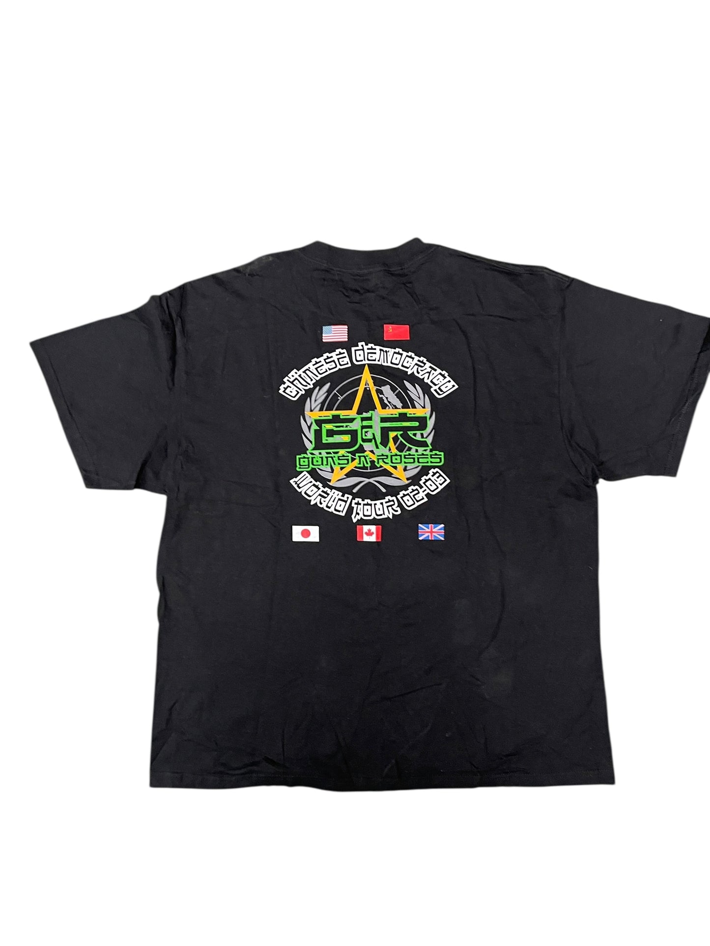 (XL) Vintage 2000s guns n roses shirt