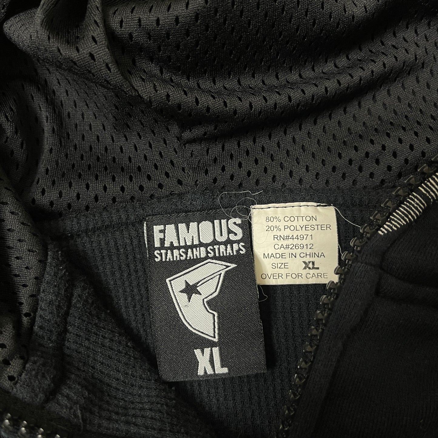 (XL) Y2K FAMOUS STARS AND STRAPS HOODIE