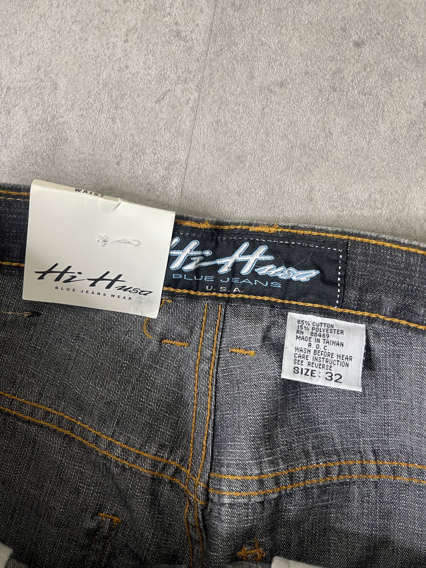 (32) NWT Y2K HI H USA JEANS