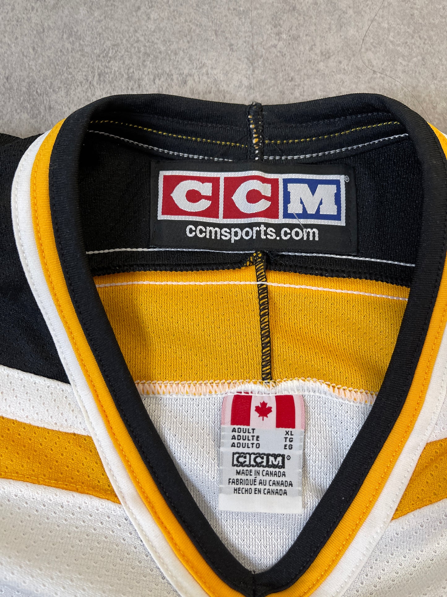 (XL) 90S SKI DOO TEAM HOCKEY JERSEY