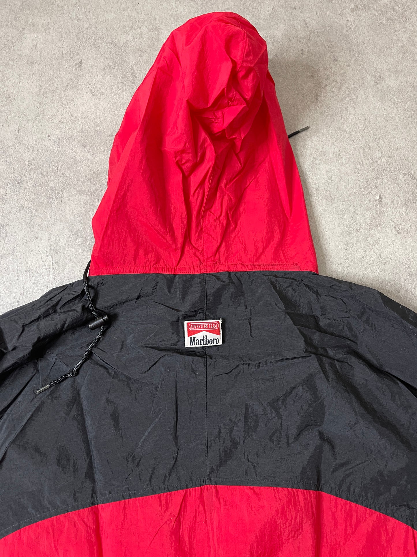 (L) 90S MARLBORO WINDBREAKER