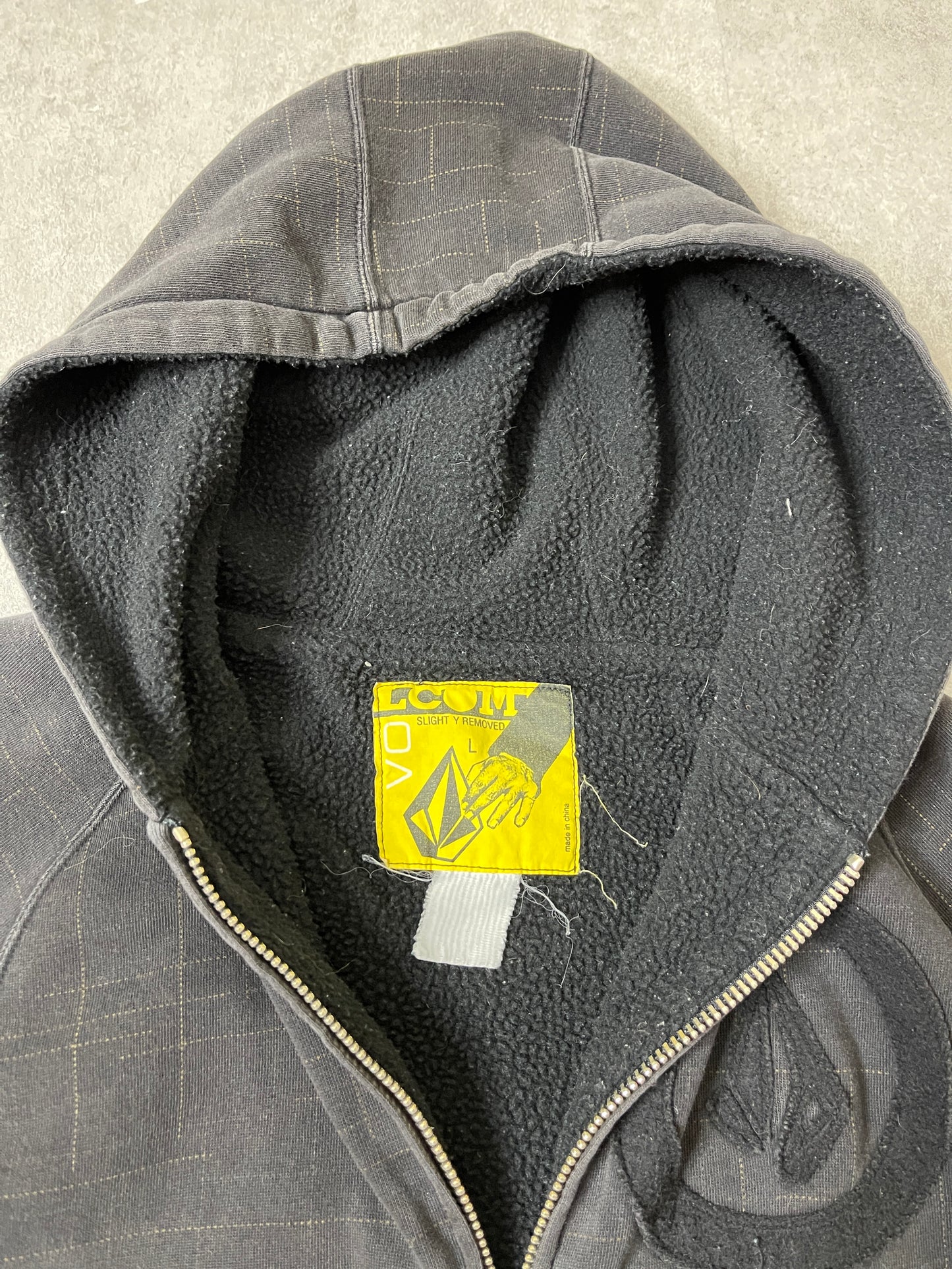 (L) Y2K VOLCOM HOODIE