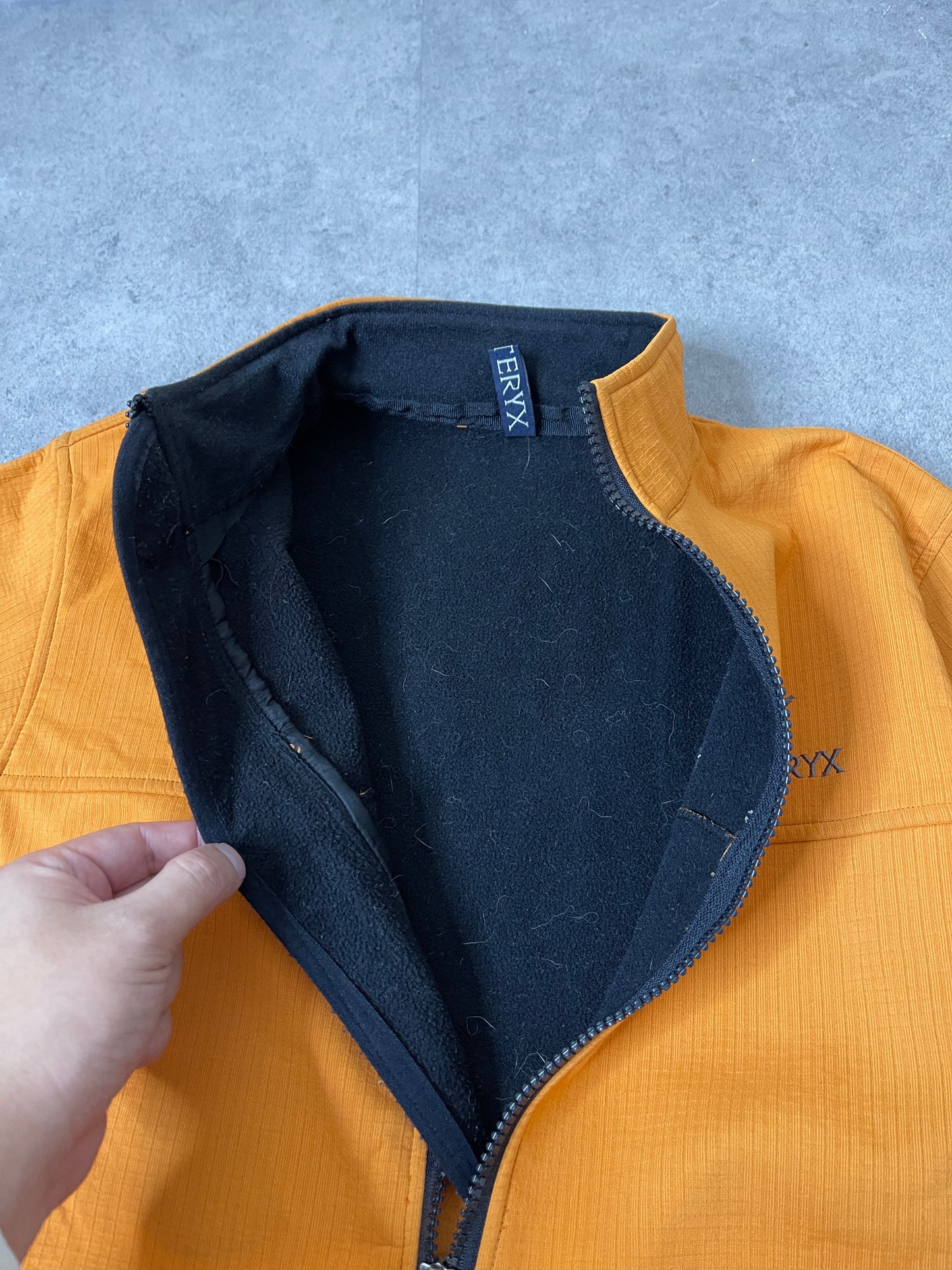 (M) WOMENS ARCTERYX JACKET