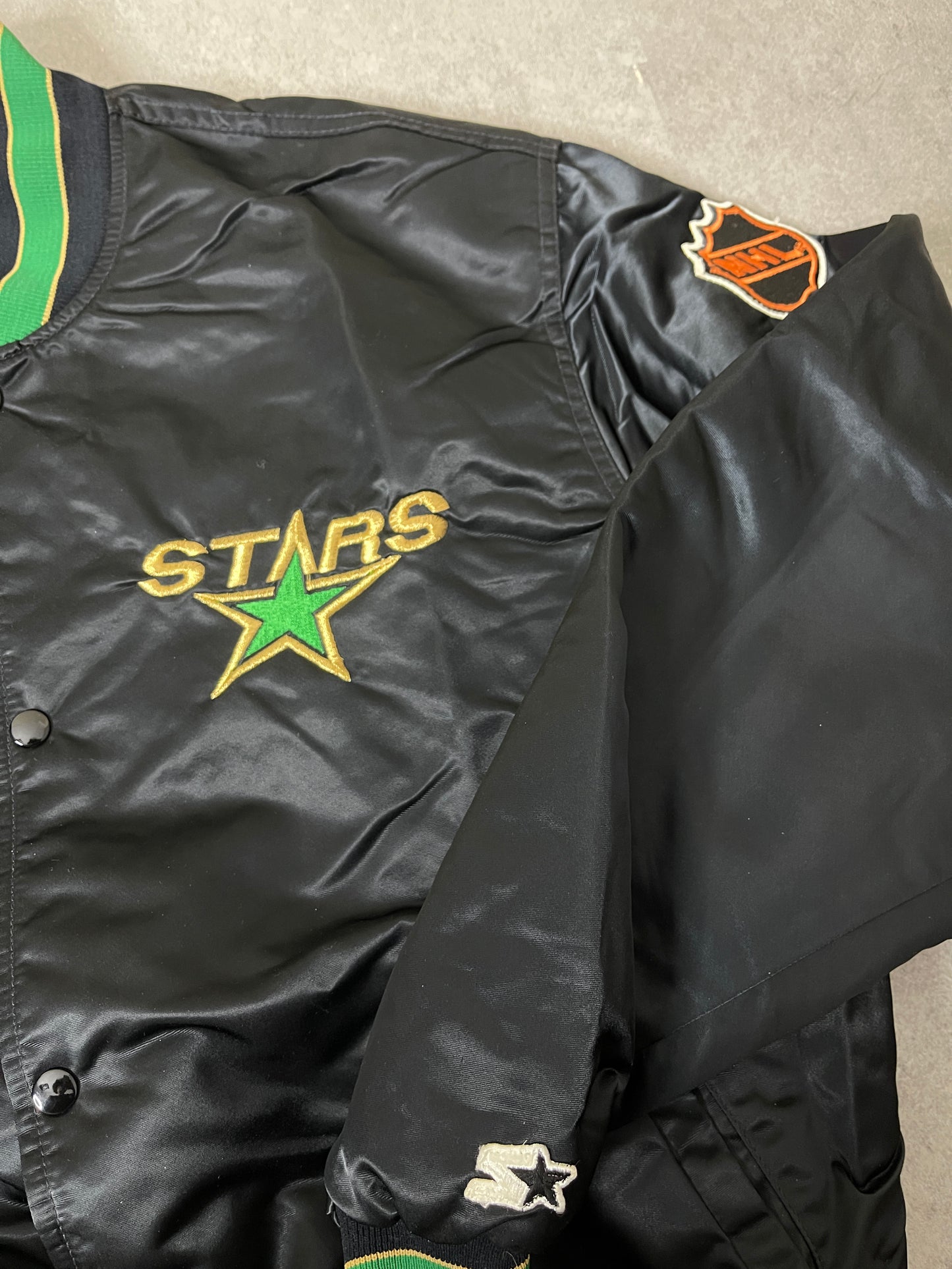 (XL) 90S STARTER MINNESOTA NORTHSTARS SATIN JACKET