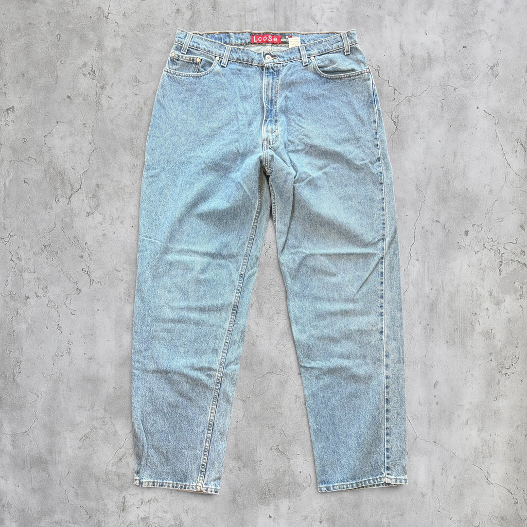 (38x32) 2000s Levis SilverTab jeans