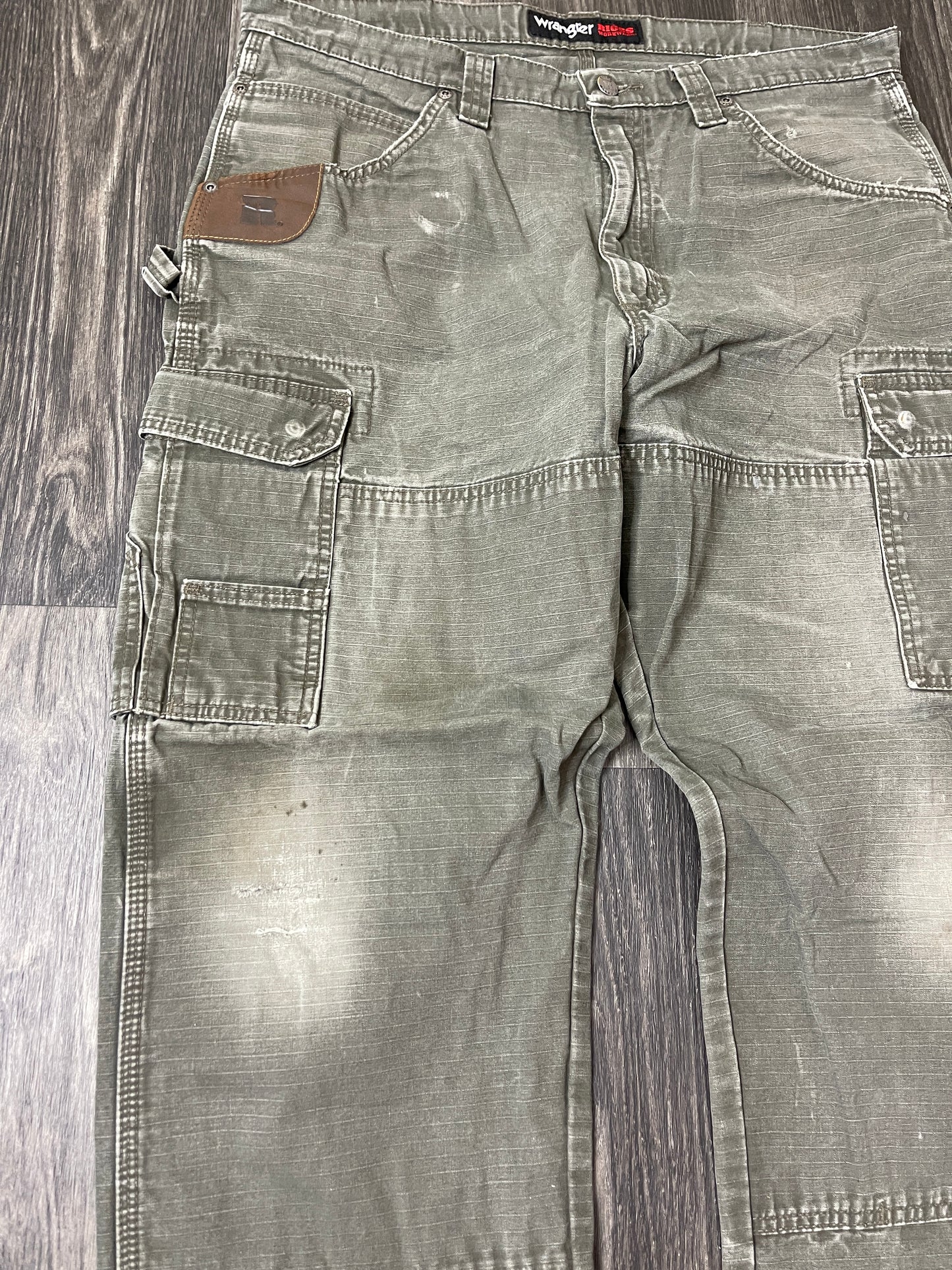 (36X32) WRANGLER RIGGS CARPENTER PANTS