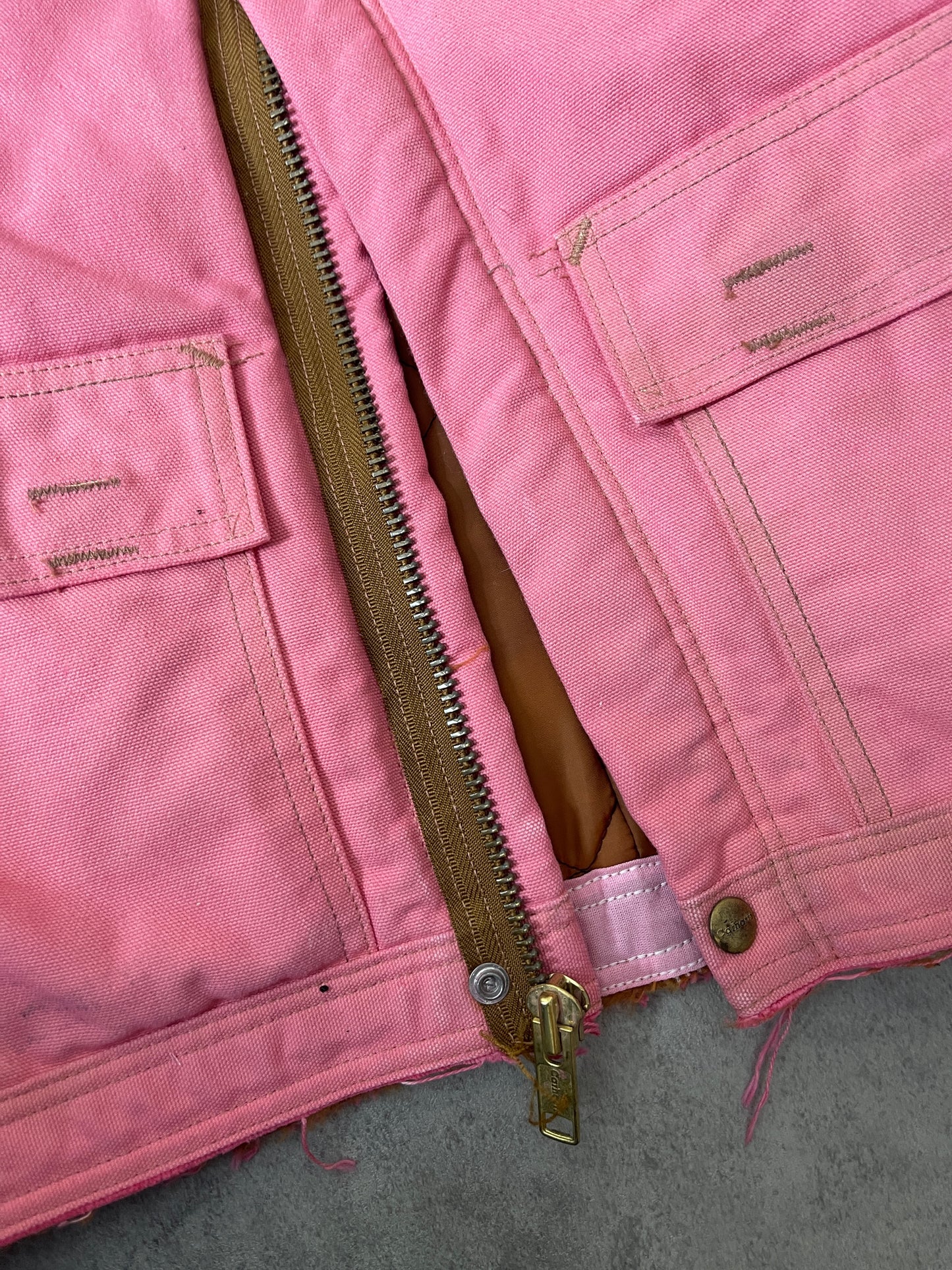 (S/M) PINK NY CARHARTT CROPPED JACKET